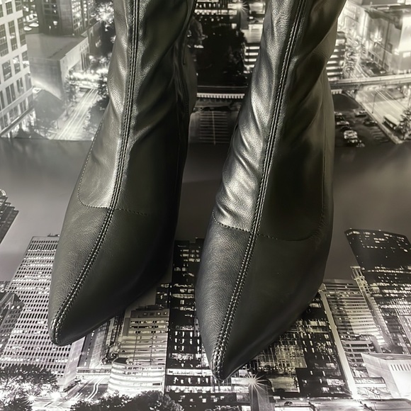 Noir The Sole Heir Wedge Ankle Boots - Picture 3 of 8